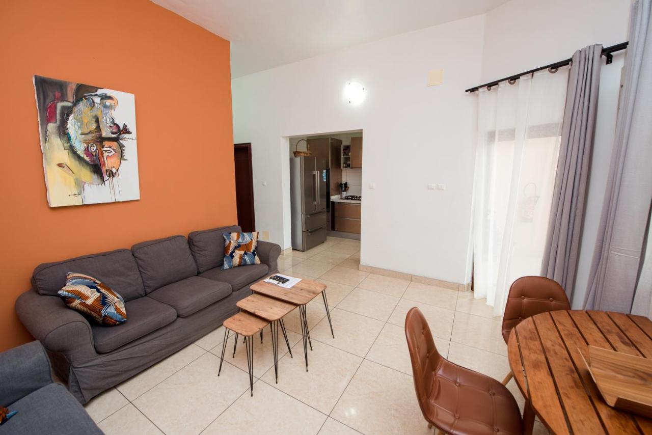 Appartement Charmant Et Lumineux 푸앵트누아르 외부 사진